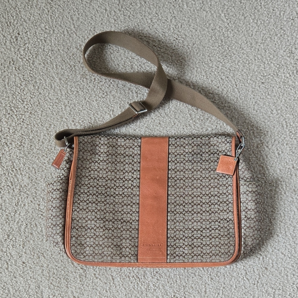 Coach Signature Hudson Commuter Messenger Bag F77004 Tan Laptop Diaper Travel